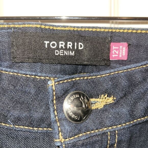 Torrid Denim jeans straight leg size 12 Tall - Picture 6 of 6